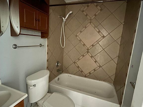 5th image of 13405 Kinross Blvd