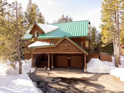 5669 Yuba Dr, Soda Springs, CA, 95728