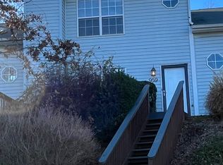 959 Rives St, Charlottesville, VA 22902