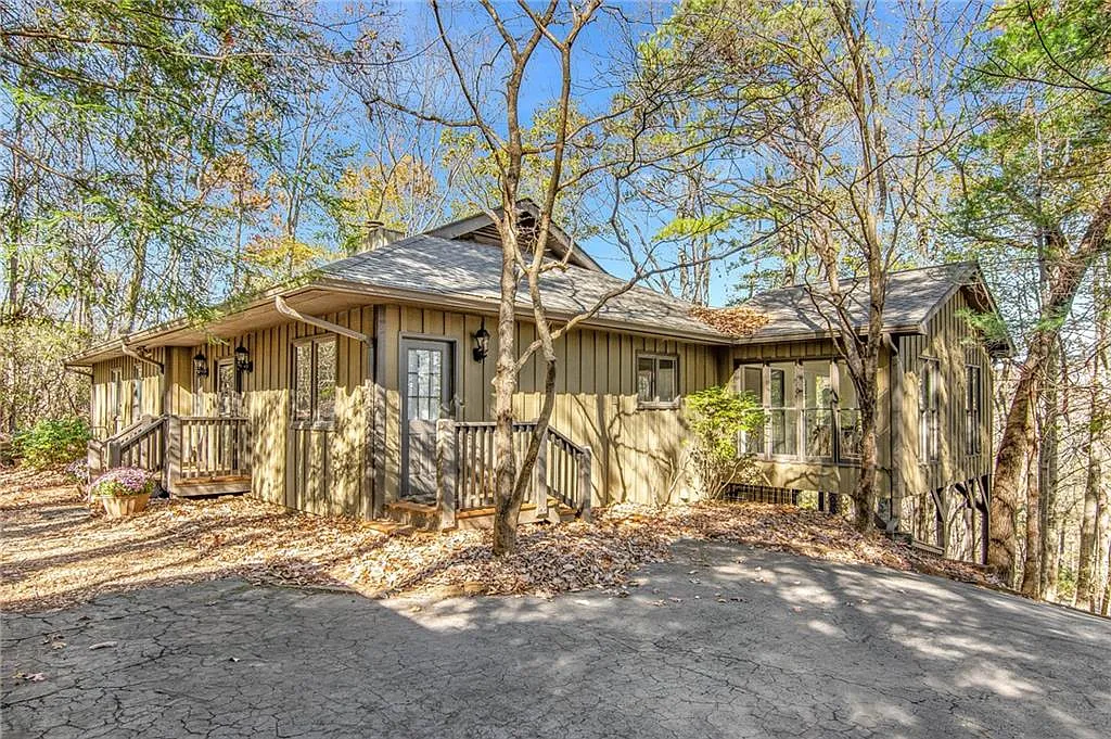 2630 Wilderness Pkwy photo 1