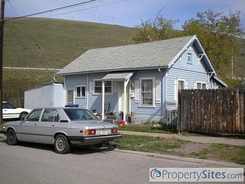 4th image of 1114 Wolf St