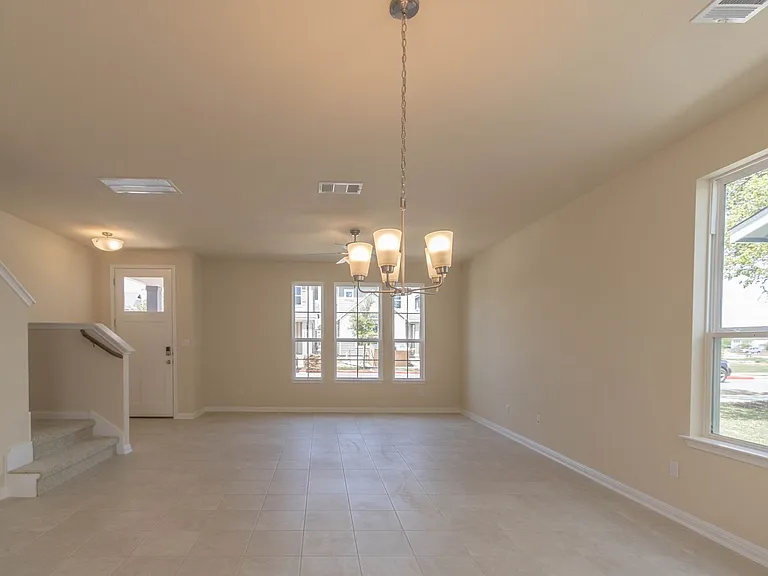 1660 Coral Sunrise — Photo 10