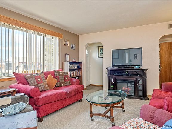2nd image of 8980 Hickory Pl
