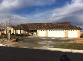 20172 Majestic Dr, Apple Valley, CA 92308