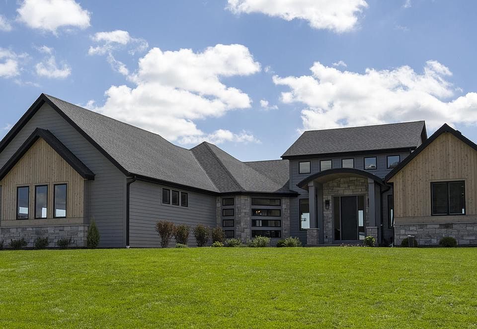 1st image of W278N6112 Serenity DRIVE