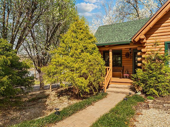 4th image of 28617 Fox Fire Road