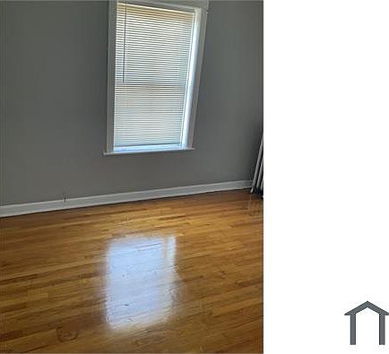 4th image of 1710 W 82nd St #2