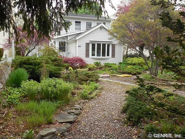 1st image of 661 Forest Lawn Dr #Pvt