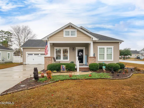 109 Farmstead Place, Maple Hill, NC 28454