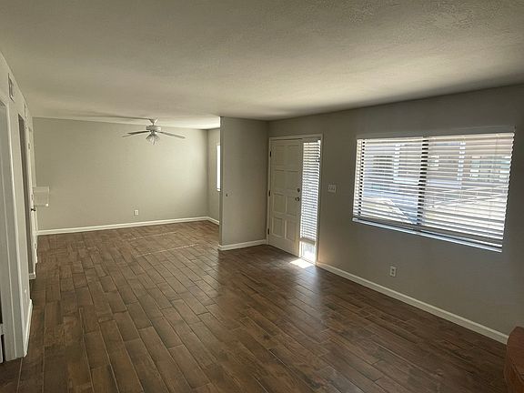 3rd image of 3309 N 70th St Unit 204
