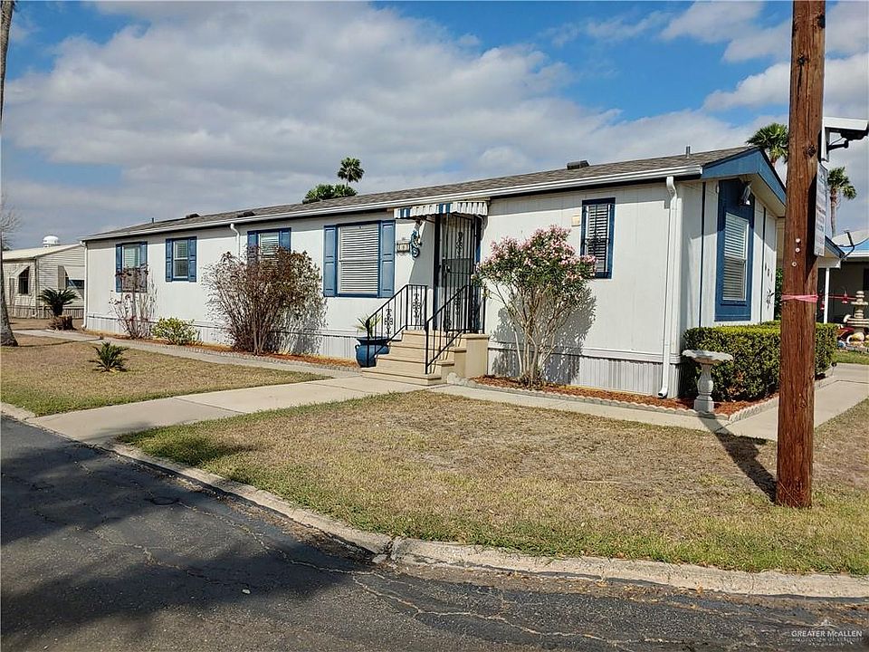 1st image of 401 Castle Palm Dr