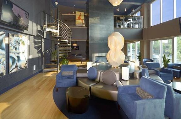 Chic Lounge and Club Room