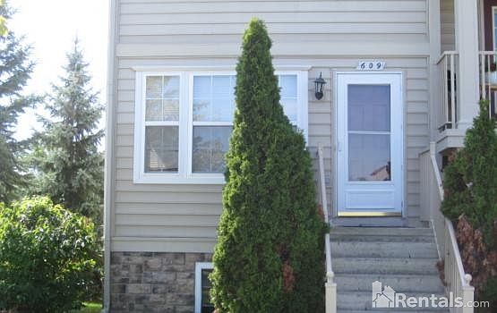1st image of 609 Lewa Downs Dr #1