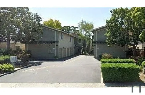 1872 Market St #4 Photo 1