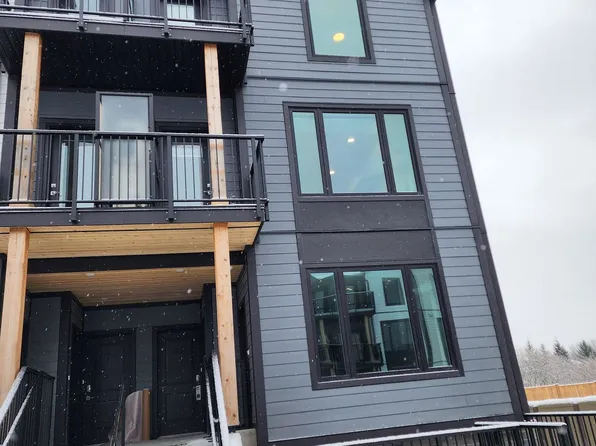 708 Woolwich St, Guelph, ON