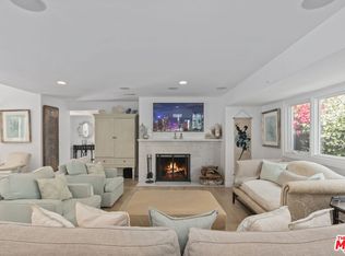 207 10th St, Santa Monica, CA 90402