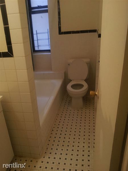 30 Linden Blvd E