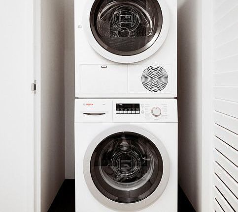 5th image of 70 Pine St APT 4707