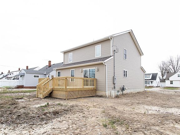 5th image of 24431 Hartland Rd