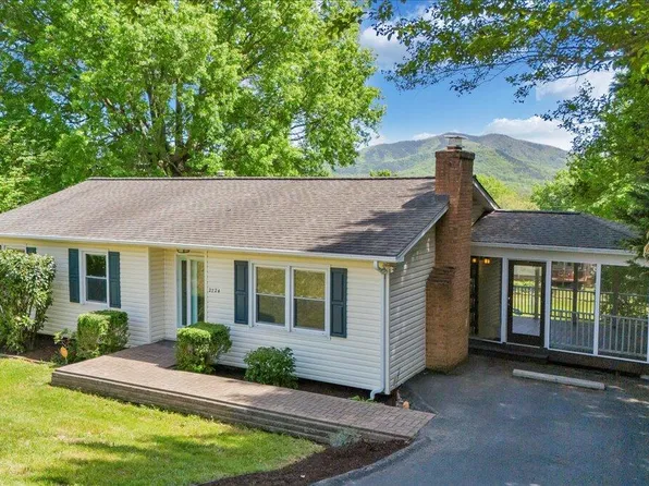 2724 Fletcher St, Salem, VA 24153