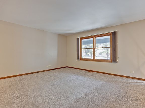 4th image of 25846 W Laneville Dr