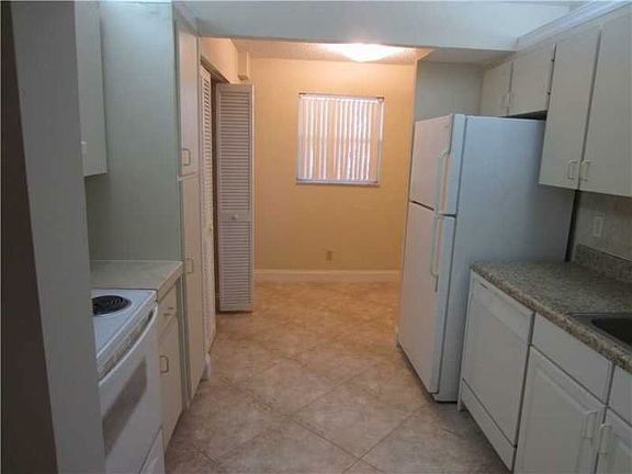 4th image of 2700 Coral Springs Dr APT 107