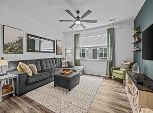 1725 Dromolin Dr #303, Virginia Beach, VA 23456