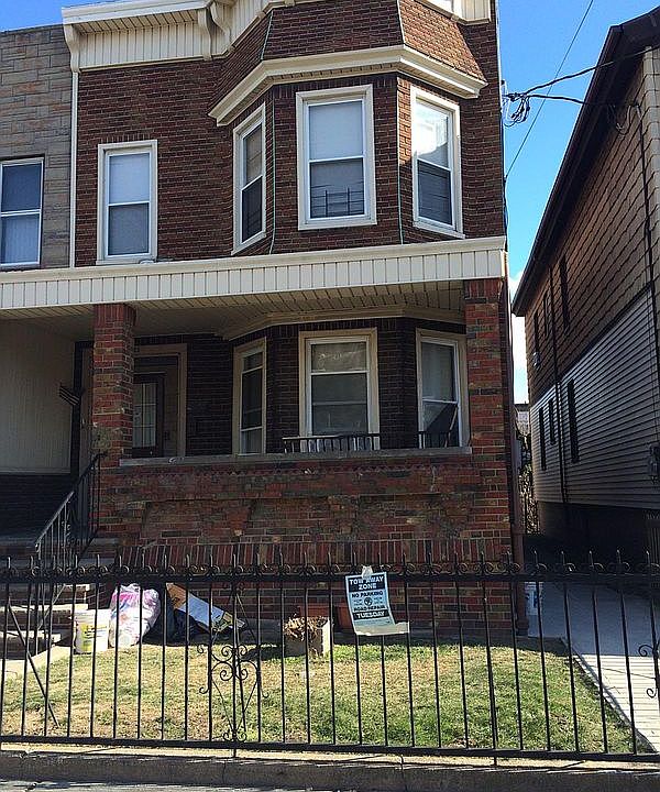 1st image of 133 Bay 14th St