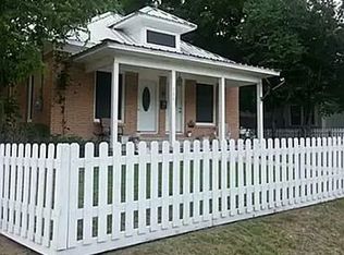 706 N Magnolia Ave, Hubbard, TX 76648