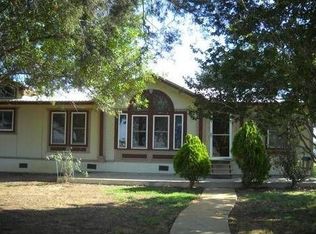 335 County Road 130, Nixon, TX 78140
