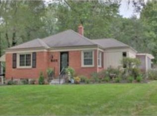 6115 Fontana St, Fairway, KS 66205