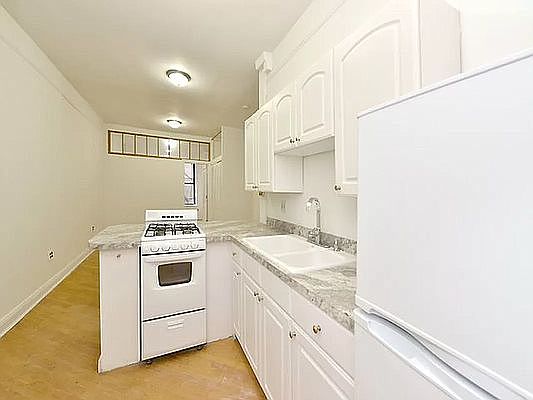 5th image of 334 E 94th St APT 2B