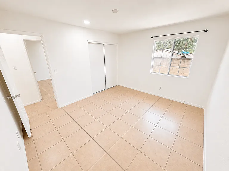 441 Sycamore Street — Photo 13