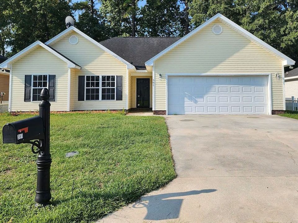 1st image of 381 Rosemount Dr