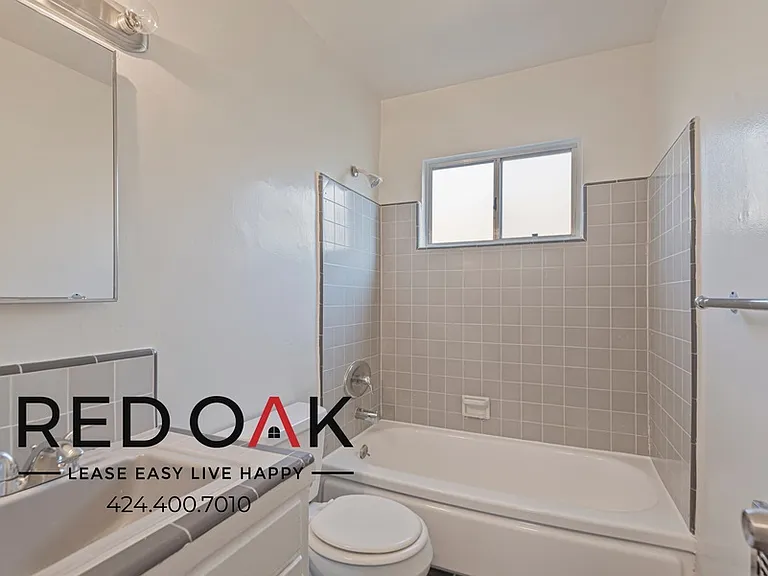825 Westbourne Drive — Photo 3