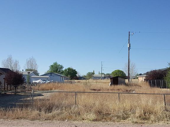 2nd image of 225 W Granada Dr