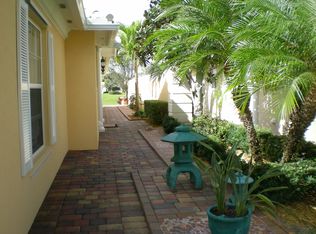4942 Corsica Sq, Vero Beach, FL 32967