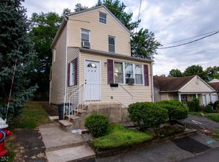 137 Oswald Pl, Vauxhall, NJ 07088