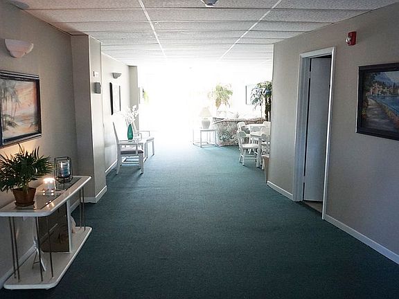 5th image of 225 Country Club Dr #1504