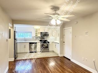 204 Washington St APT 4C, Troy, NY 12180