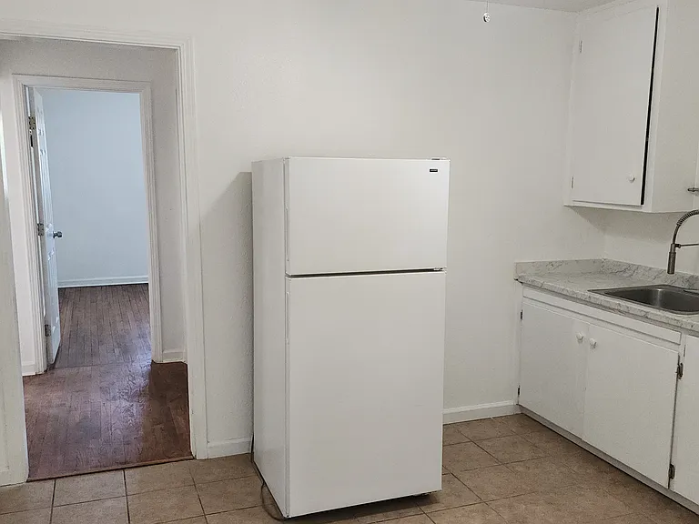 1005 Callen St — Photo 18