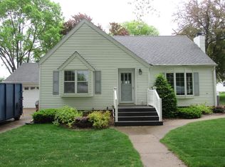 504 N Main St, Bricelyn, MN 56014