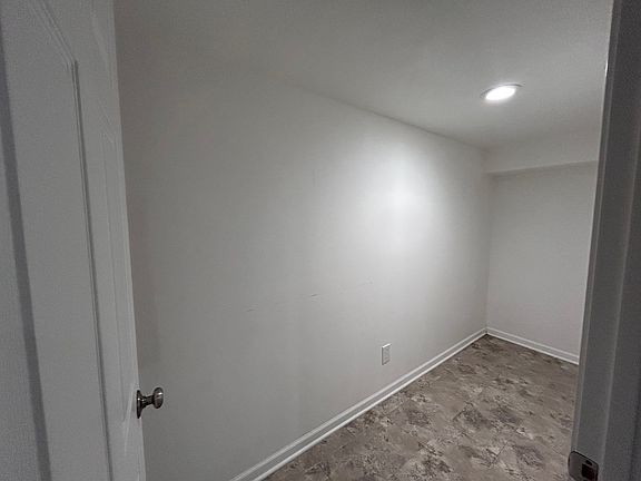 3rd image of 219 Sherman Ave