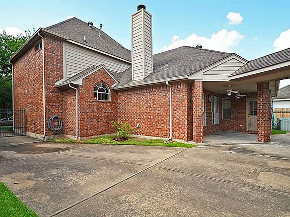 2nd image of 4831 Plantation Colony Dr