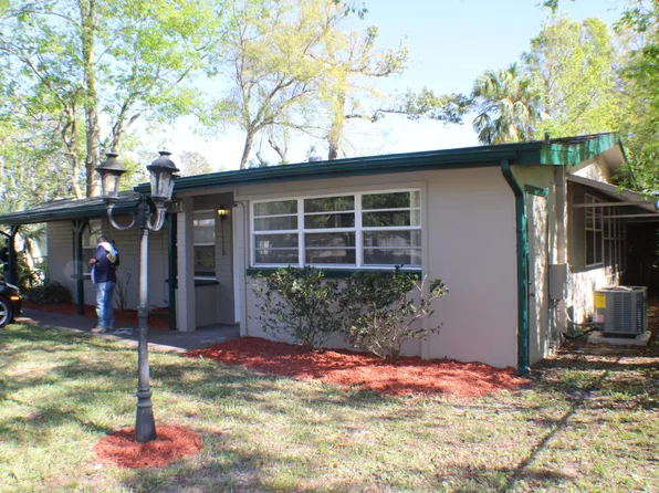 595 Brentwood Dr, Daytona Beach, FL 32117