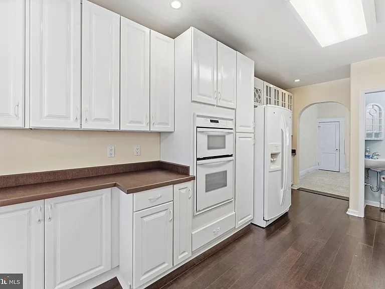 6302 Frederick Rd — Photo 13
