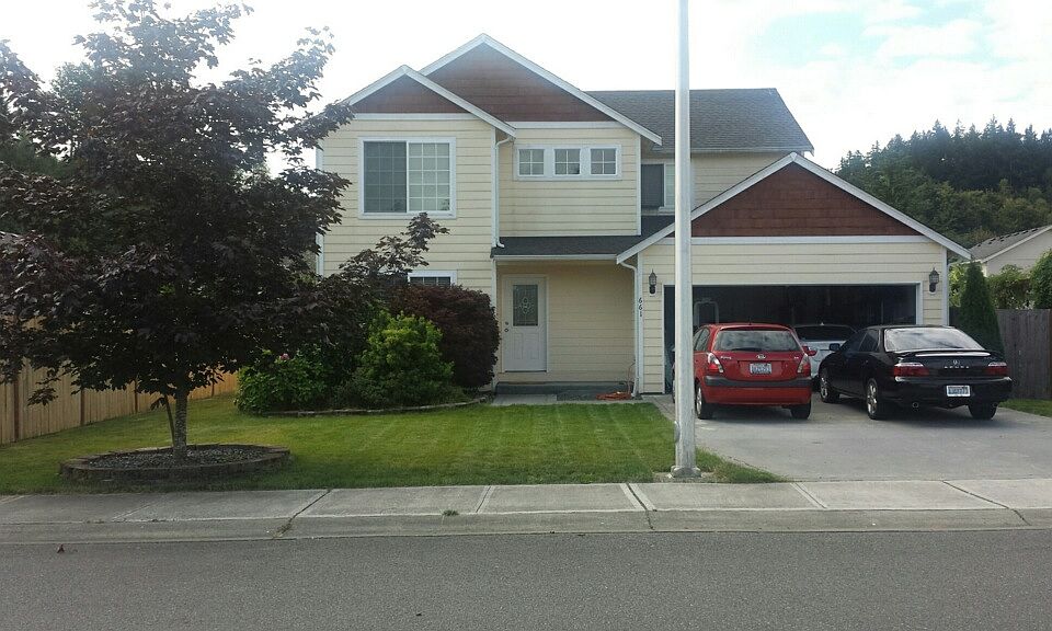 1st image of 661 Kaitlyn St W