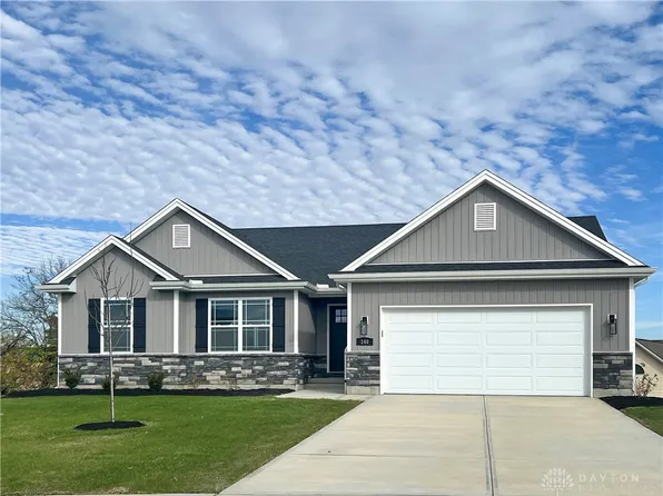 140 Walnut Hills Ct, Germantown, OH 45327