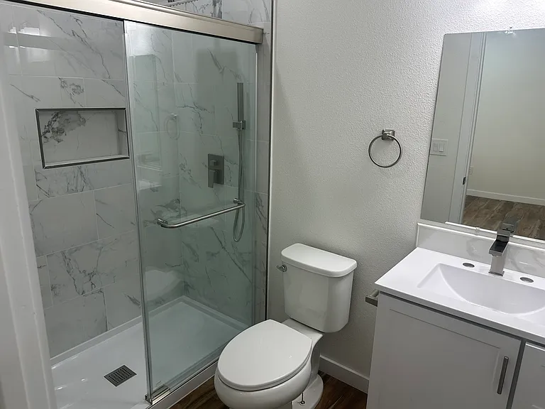 1600 Woodress Ln #A AND B — Photo 19