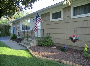 202 Ontario Pl, Liverpool, NY 13088